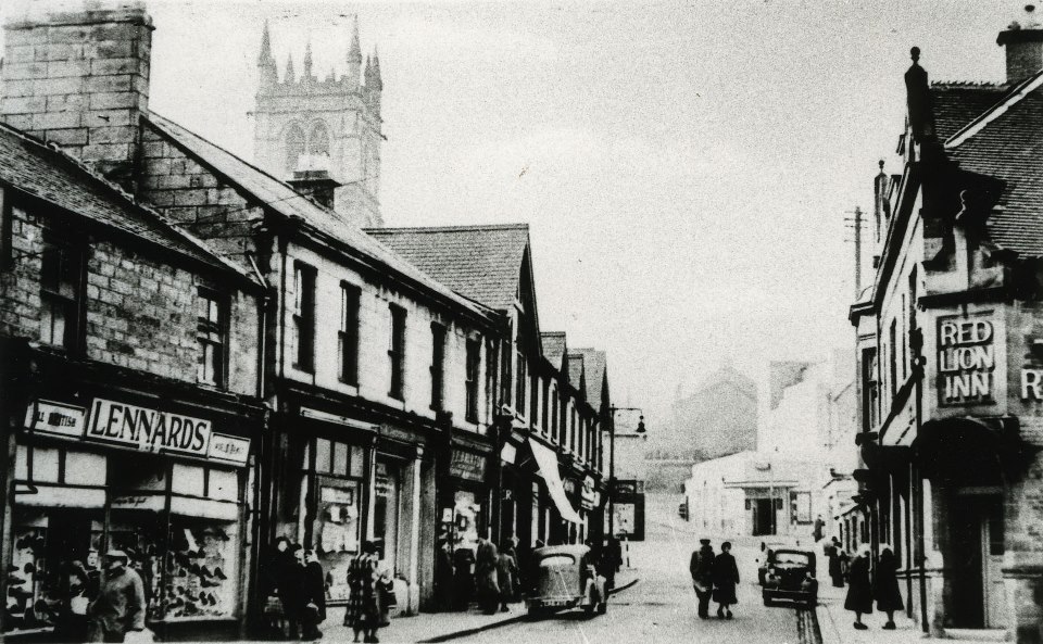Martin’s Memories – Blaydon Town Centre from the Coop Drapers to St Cuthbert’s Church.